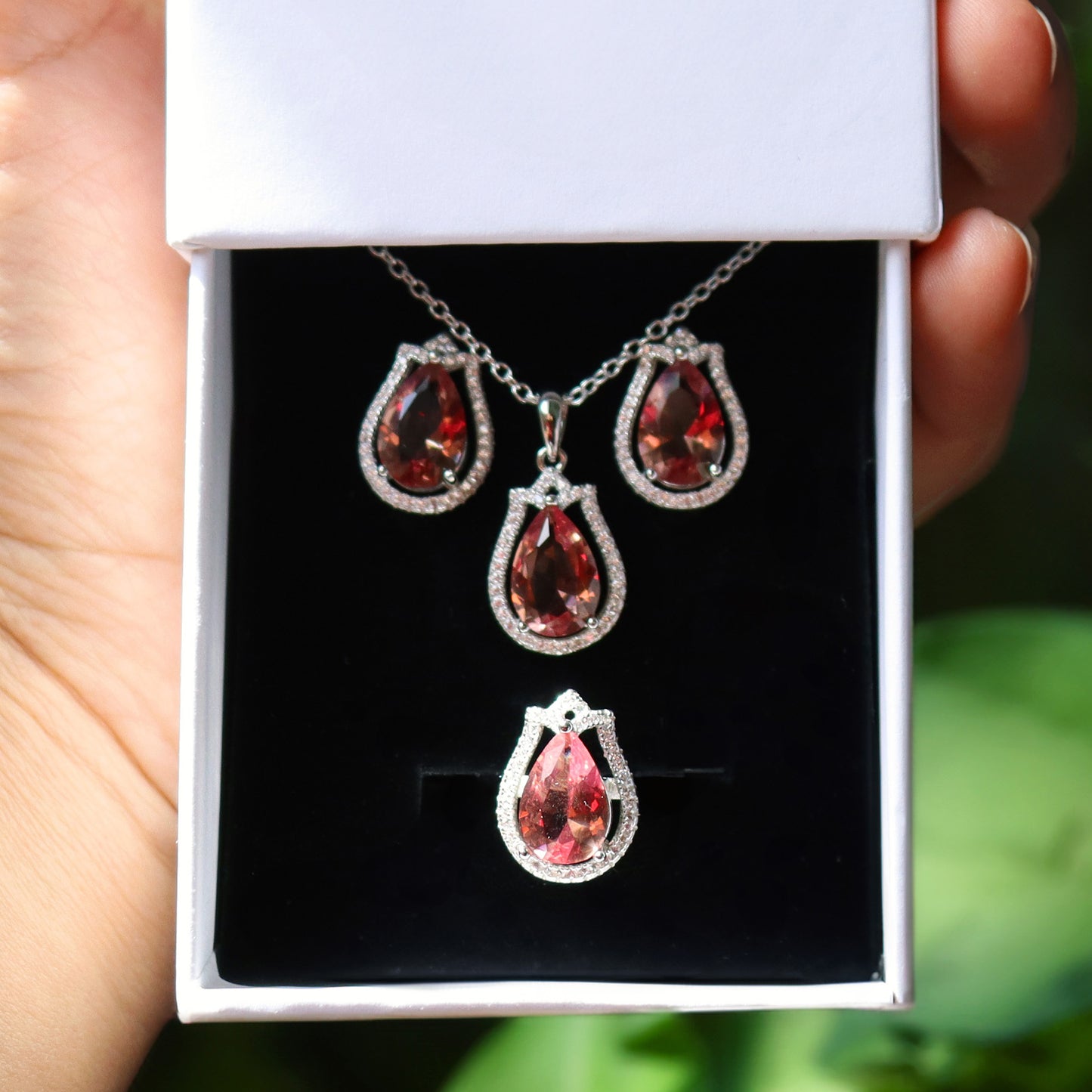 Tulip Shimmer Zultanite Set